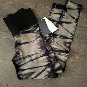 NUX Black and Green Tie-Dye Leggings